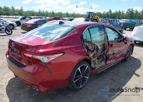 2018 Toyota Camry Xse z USA, uszkodzony, nr VIN 4T1B61HK2JU598066